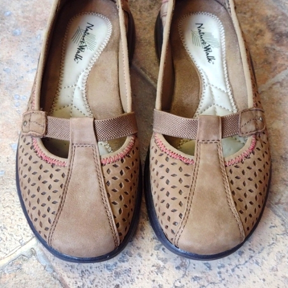 Nature Walk Apex leather slip on shoes size 6 - Picture 2 of 8